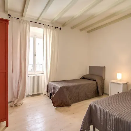 Three Bedroom Apartment Campo dei Fiori Rome Kamer foto
