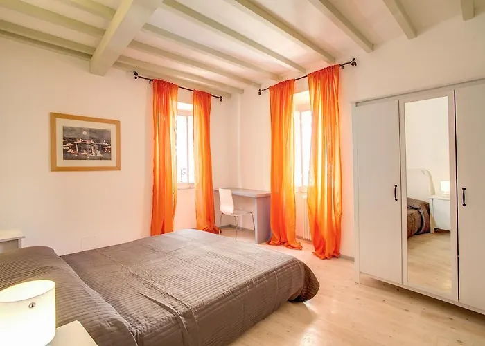 Three Bedroom Apartment Campo Dei Fiori